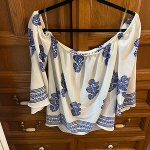 Boutique open shoulder top. Brand new, never worn.